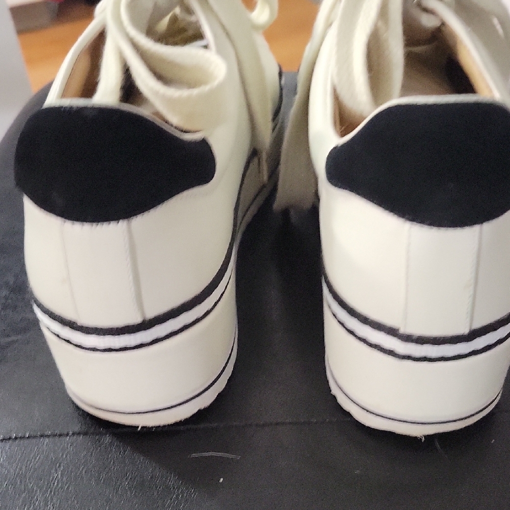Joie Dabnis Platform Sneakers - Picture 3 of 12